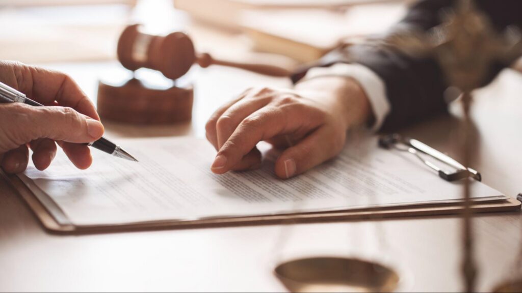 Grand Jury Investigations: What It Means to Be a Target, Witness, or Subject